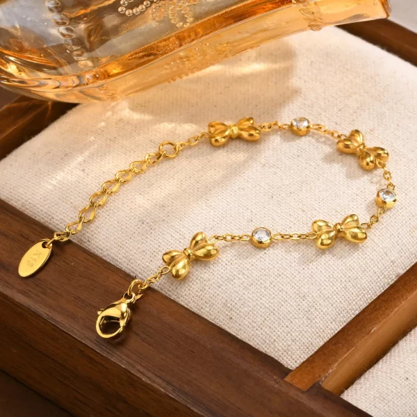 Vnox – Bracelet pour enfants en acier inoxydable, incrustation de zircone cubique avec chaîne d'élément à nœud, bijoux de Style mignon au quotidien – Image 3