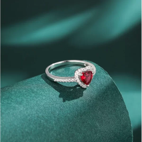 Bagues de fiançailles classiques simples en forme de cœur pour femmes, couleur argent, incrustation de pierre CZ blanche et rouge, bijoux à la mode, cadeau de fête de mariage, nouvelle collection – Image 2