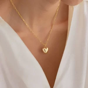 Collier cœur d'amour en acier inoxydable pour femmes, chaîne à lèvres tendance, pendentif Simple, bijoux, nouvelle collection 2024