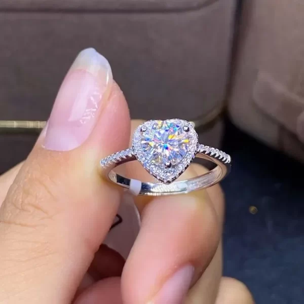 Bagues de fiançailles classiques simples en forme de cœur pour femmes, couleur argent, incrustation de pierre CZ blanche et rouge, bijoux à la mode, cadeau de fête de mariage, nouvelle collection – Image 5