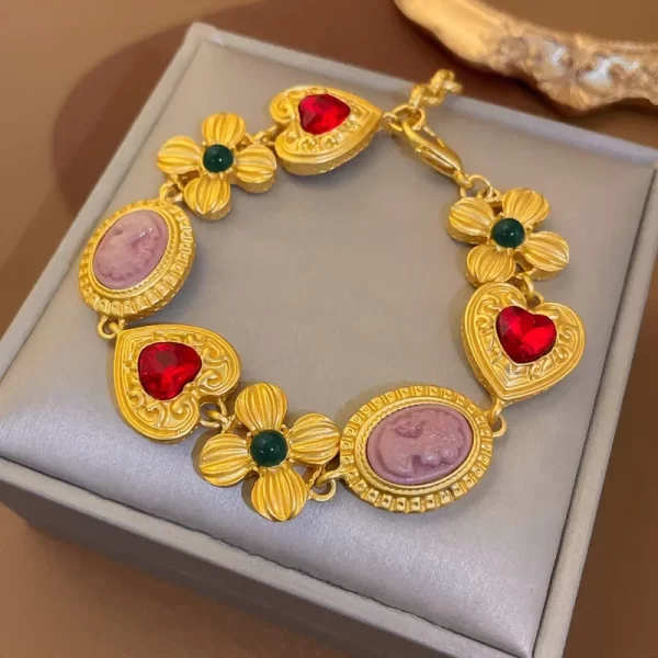 Ensemble de colliers et boucles d'oreilles vintage avec biscuits, tour de cou coeur, portrait de fleurs, style palais rétro, cadeaux de luxe, tempérament de la présidence – Image 3