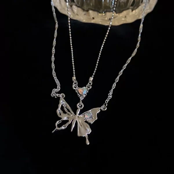 Collier pendentif papillon en cristal pour femme, lumière, luxe punk, coeur, clavicule, mode, bijoux, cadeau de fête, Y2K, 2024 – Image 6