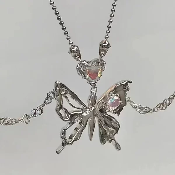 Collier pendentif papillon en cristal pour femme, lumière, luxe punk, coeur, clavicule, mode, bijoux, cadeau de fête, Y2K, 2024 – Image 2