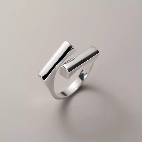 Bague ouverte géométrique irrégulière en métal argenté pour femme, bijoux de tempérament créatifs, cadeau de fête, nouvelle mode – Image 7